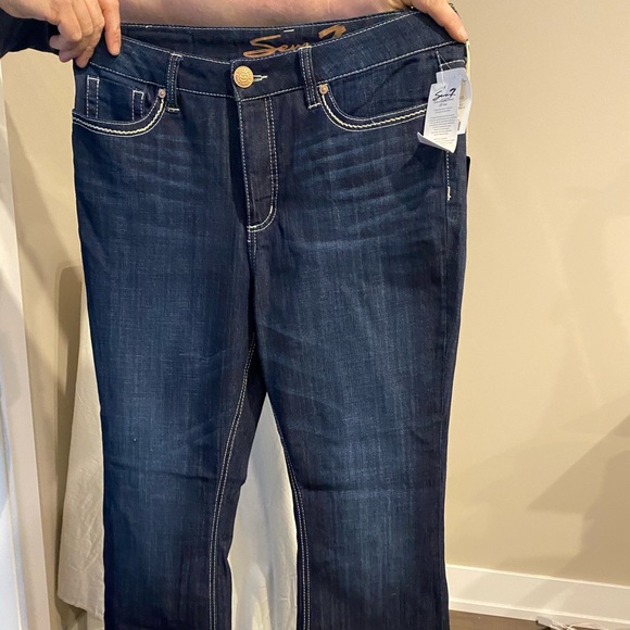 Ladies size 14 Seven Dark blue “slimming boot cut” jeans, new with tags - Picture 3 of 4